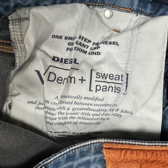 Diesel Men's Faded Blue Slim Jeans - Picture 4 of 4